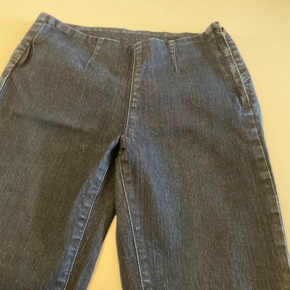 Forever 21 High Waisted Cigarette Blue Denim Jeans, Side Zip, Flat Front, Sz 26 - Picture 2 of 9